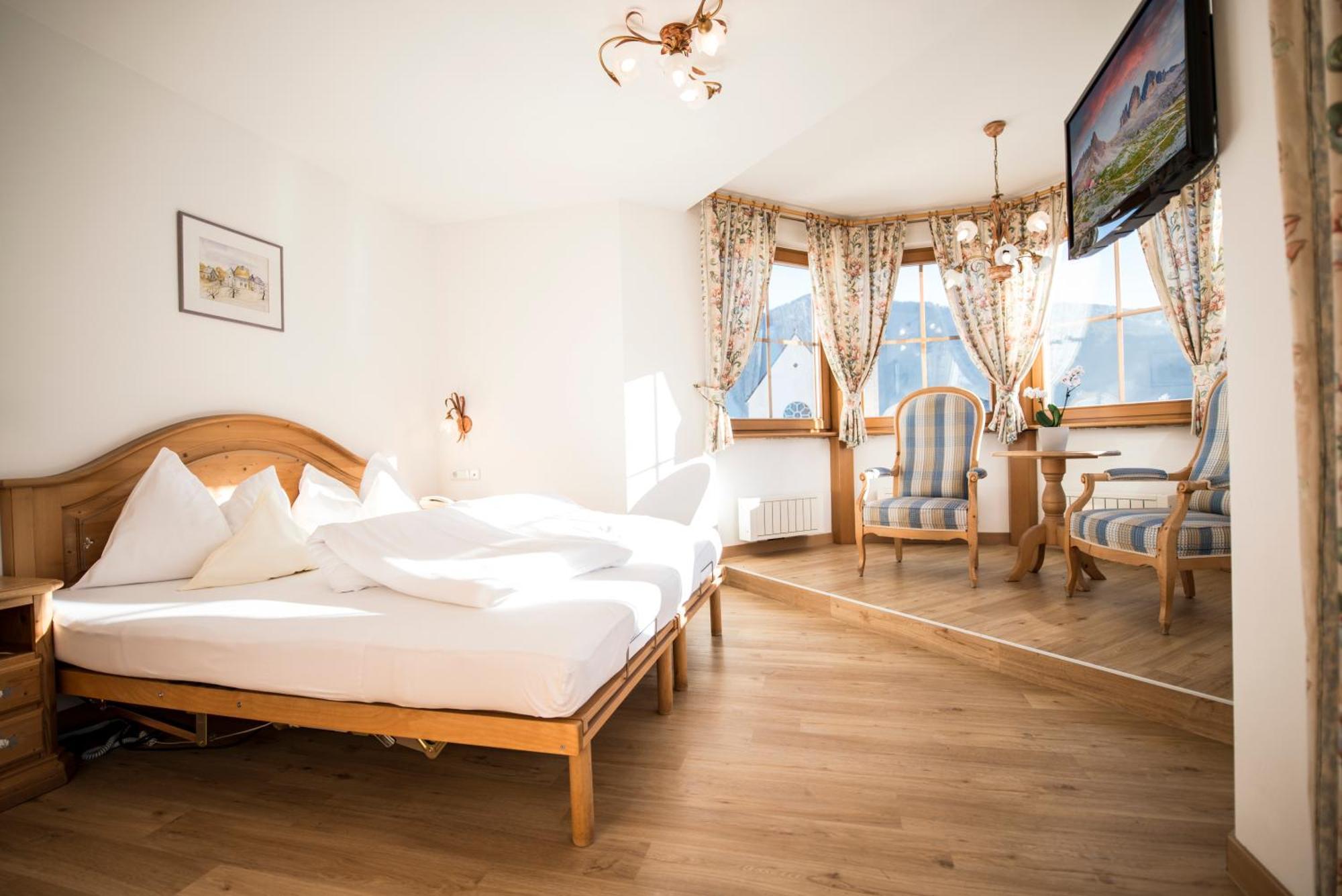 Turmhotel Gschwendt Planca di Sopra Ngoại thất bức ảnh